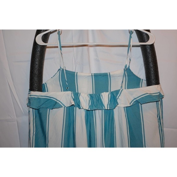 Old Navy ruffle Cami White Blue Vertical Stripe - Picture 7 of 14